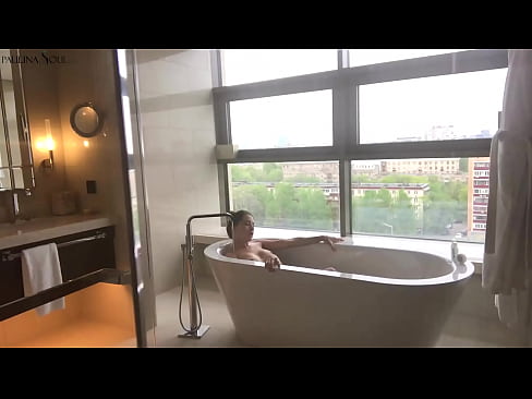 ❤️ Tremenda babe Passionately jerking off its pussy in u bagnu ️❌ Sluts à noi ️❤