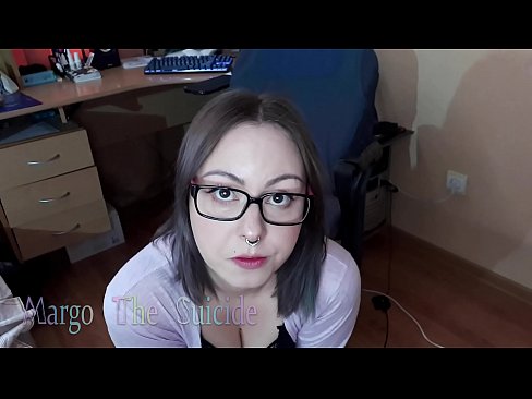 ❤️ Sexy Girl with Glasses Sucks Dildo Deeply on Camera ️❌ Sluts à noi ️❤